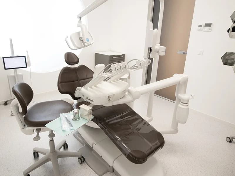 Stomatologija i estetika - slika 3